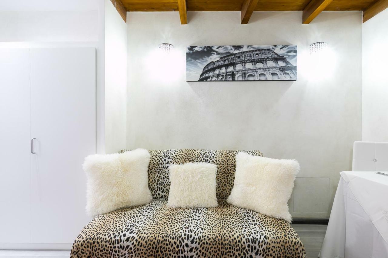 Diana Luxury Loft Appartamento Roma Esterno foto